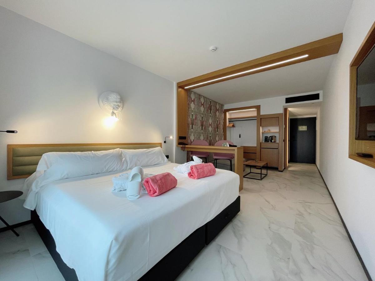 Stic Urban Hotel & Spa Sant Antoni de Portmany Exterior foto