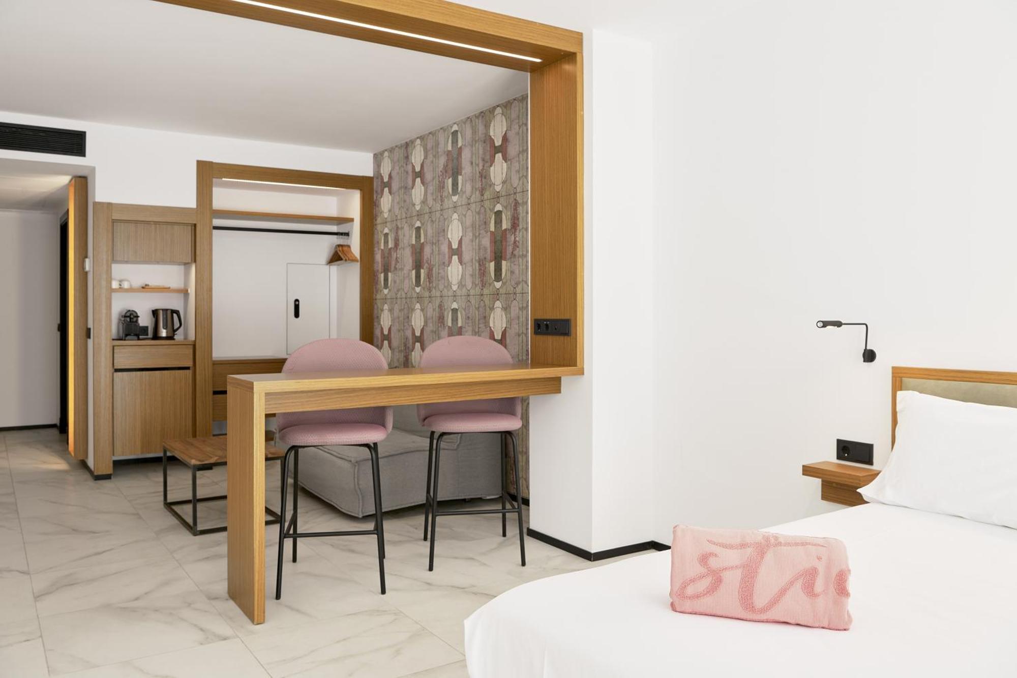 Stic Urban Hotel & Spa Sant Antoni de Portmany Exterior foto